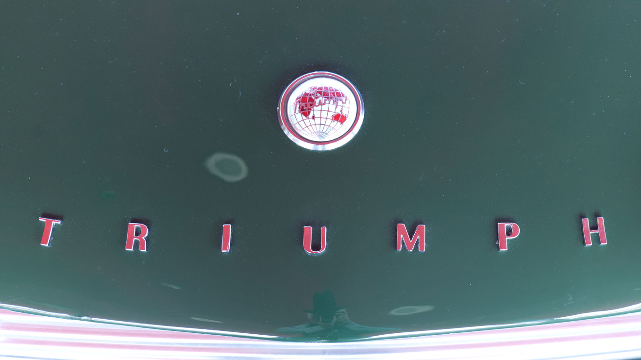 Triumph Club Bob's Big Boy Downey